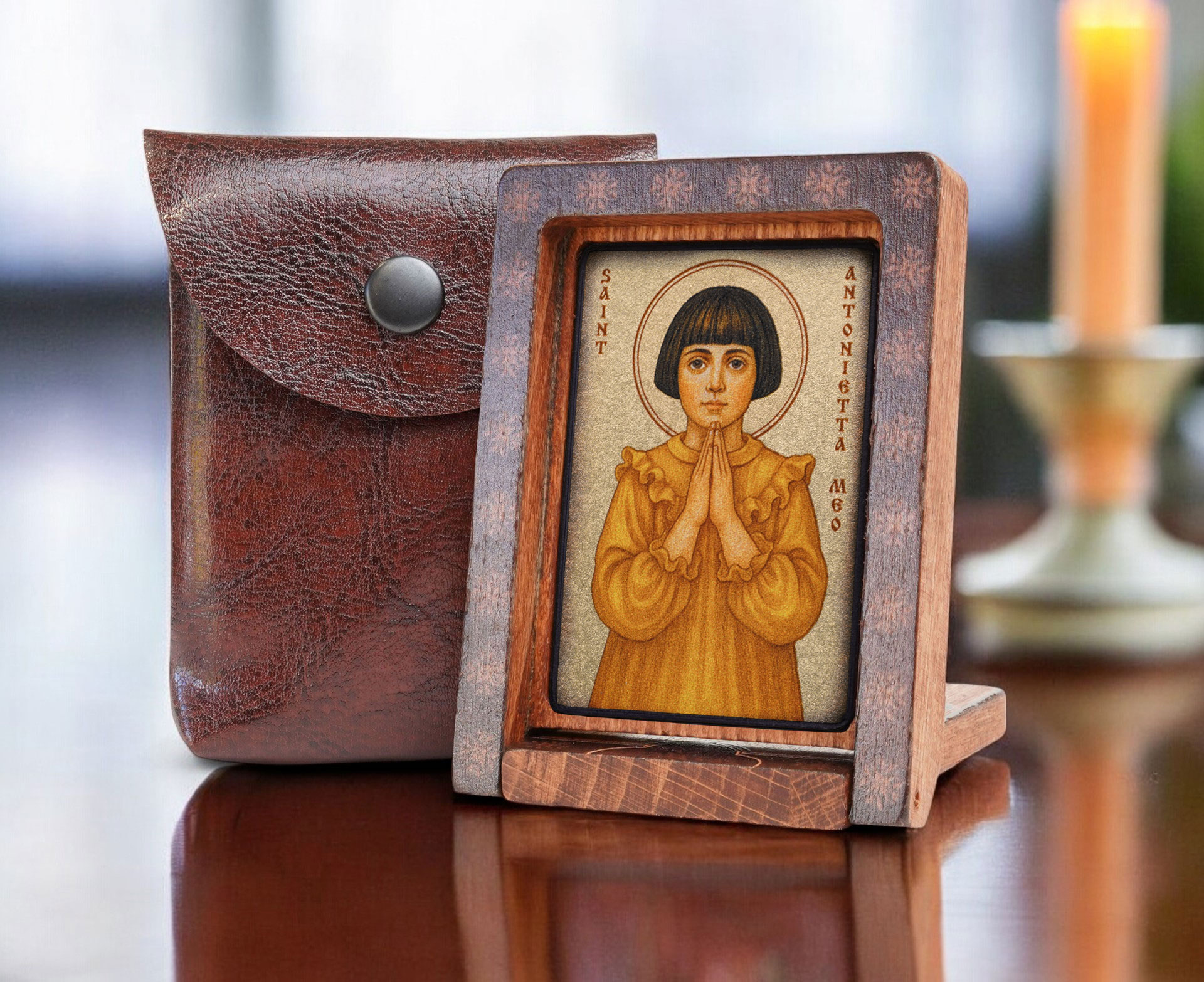 Antonietta-drew-podróżna-bok-+-etui-Photoroom.jpg
