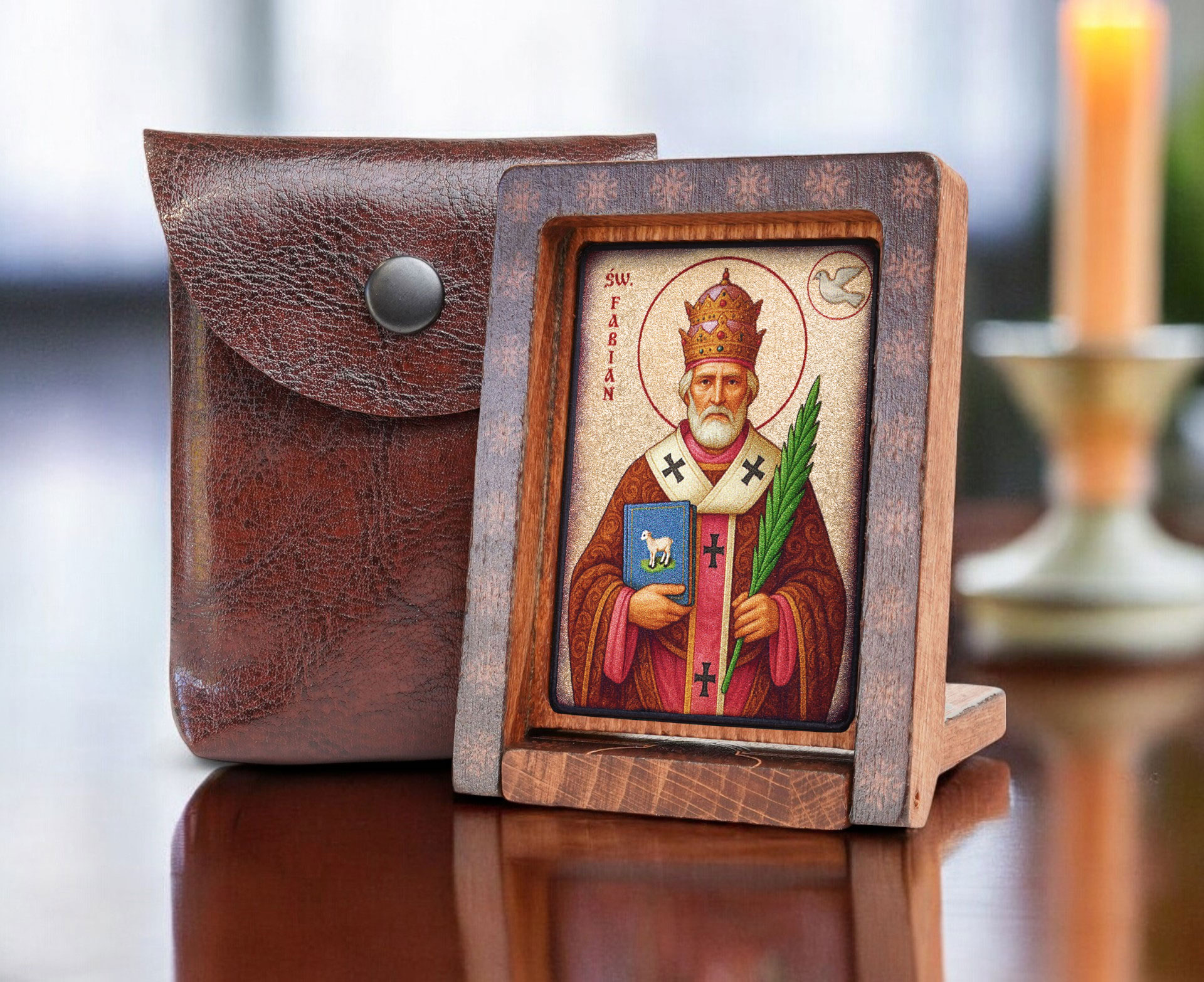 Fabian-drew-podróżna-bok-+-etui-Photoroom.jpg