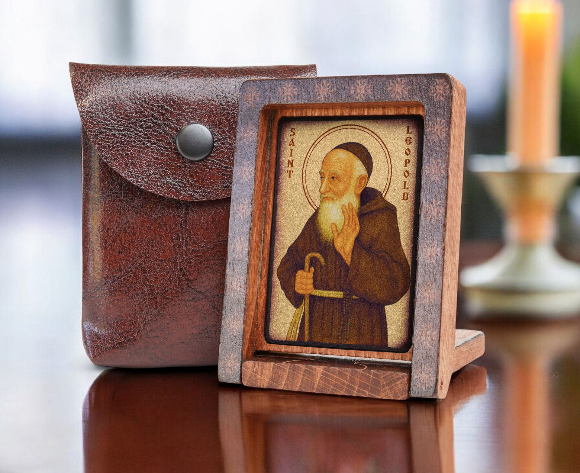 Leopold-drew-podróżna-bok-+-etui-Photoroom.jpg