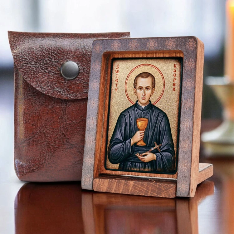 ikona-swietego-kacpra-w-aranzacji-obok-etui.jpg