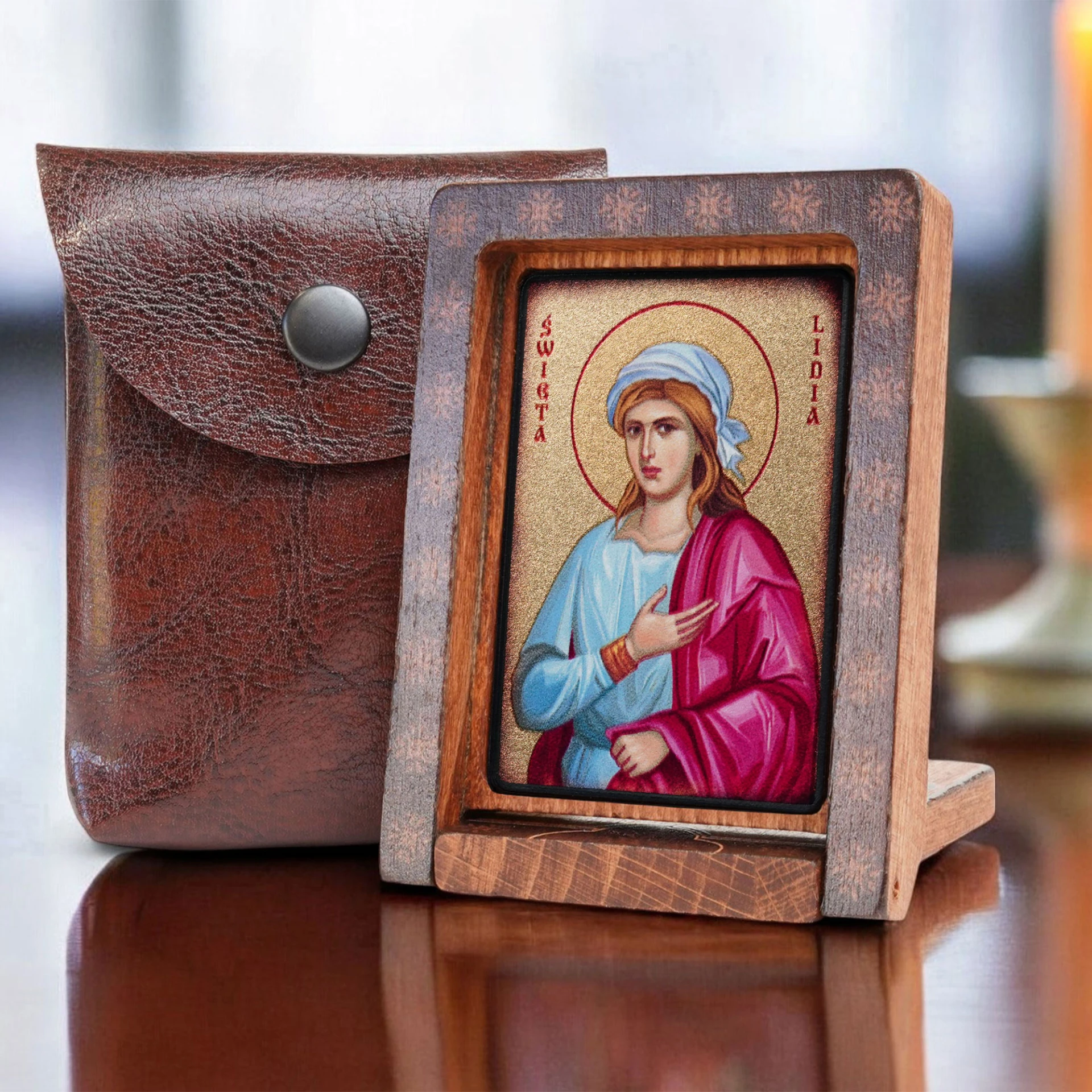 ikona-swietej-lidii-w-aranzacji-obok-etui.jpg