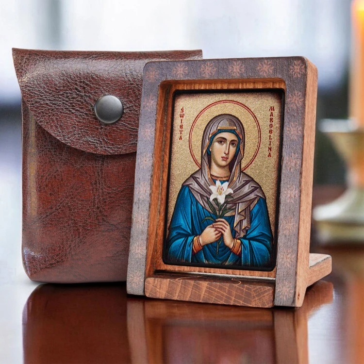 ikona-swietej-marceliny-w-aranzacji-obok-etui.jpg