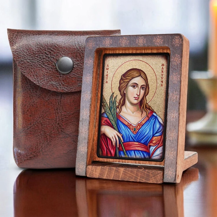ikona-swietej-martyny-w-aranzacji-obok-etui.jpg