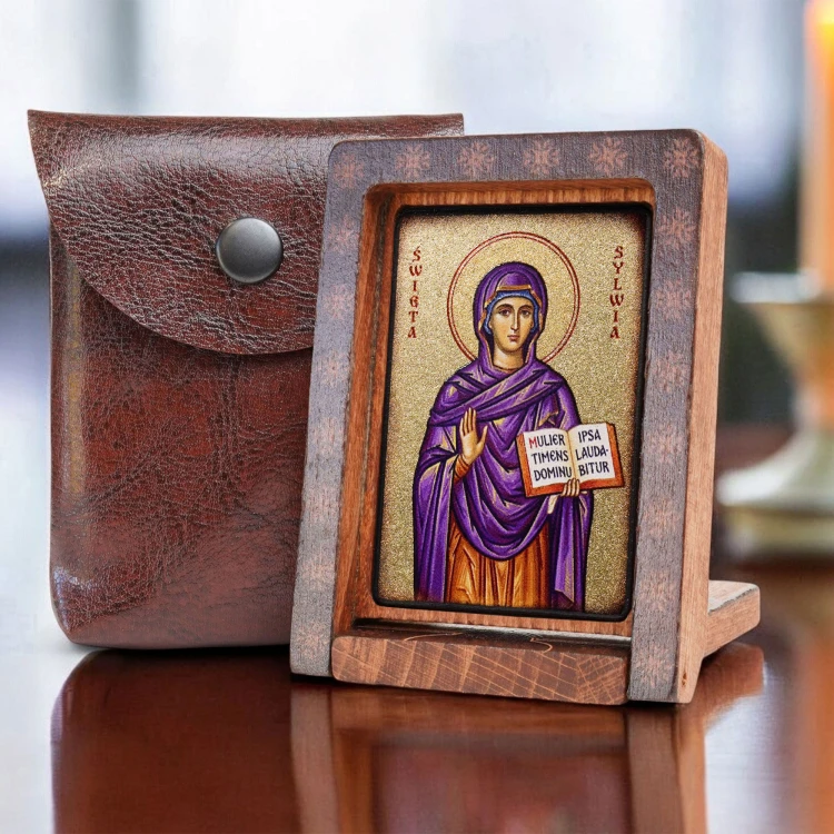 ikona-swietej-sylwii-w-aranzacji-obok-etui.jpg