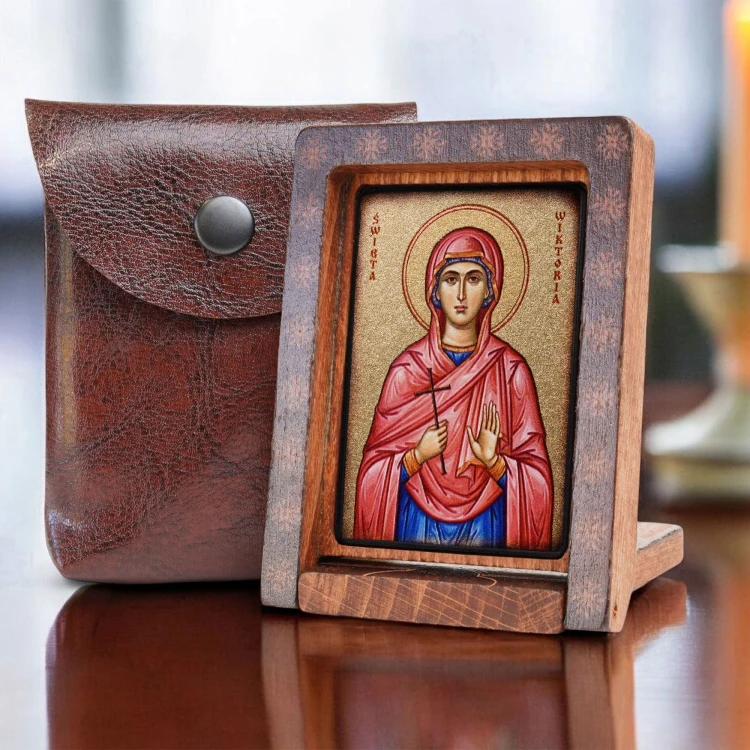 ikona-swietej-wiktorii-w-aranzacji-obok-etui.jpg
