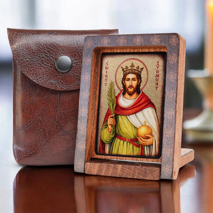 ikona-swietego-zygmunta-w-aranzacji-obok-etui.jpg