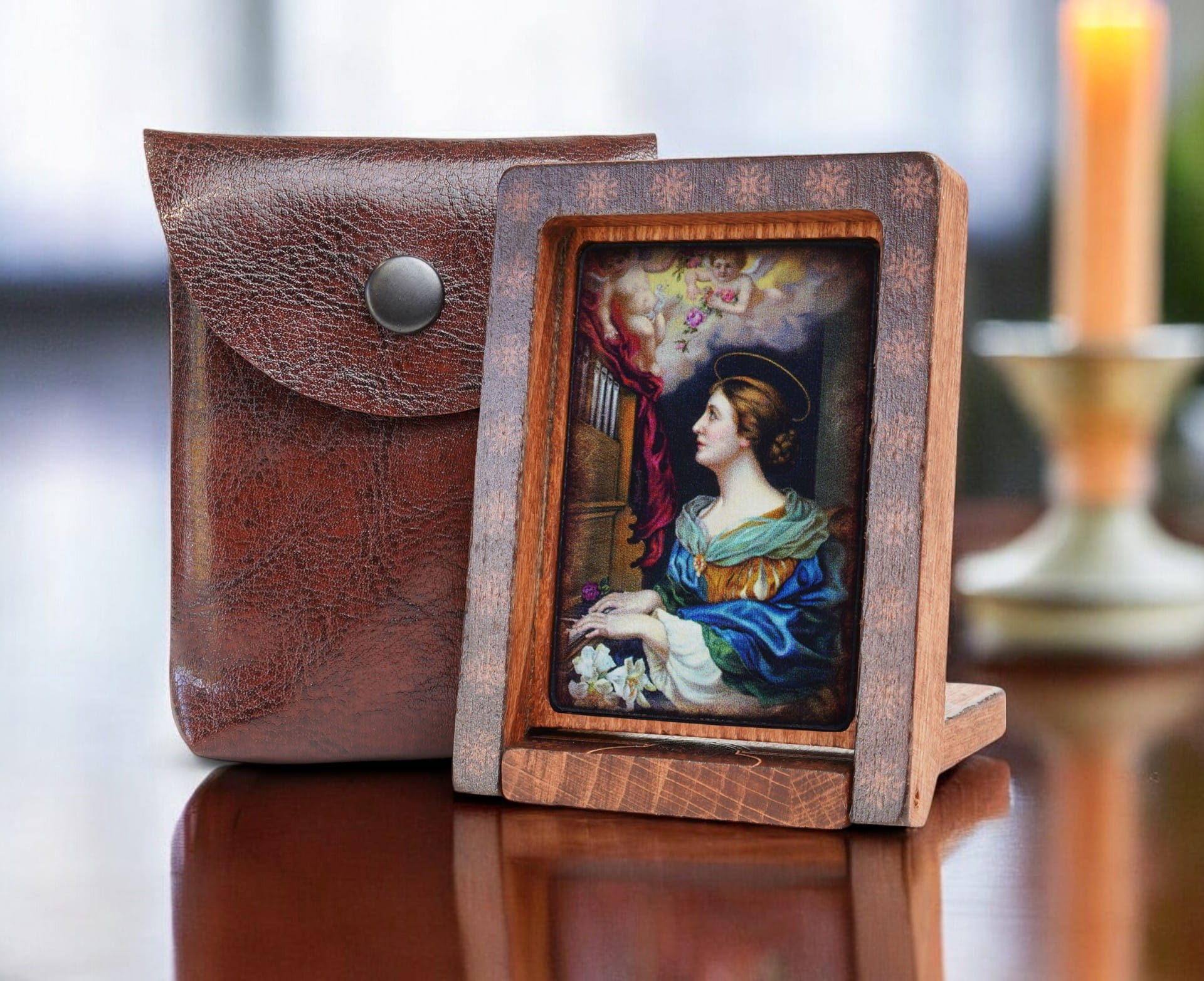 Cecylia-drew-podróżna-bok-+-etui-Photoroom.jpg