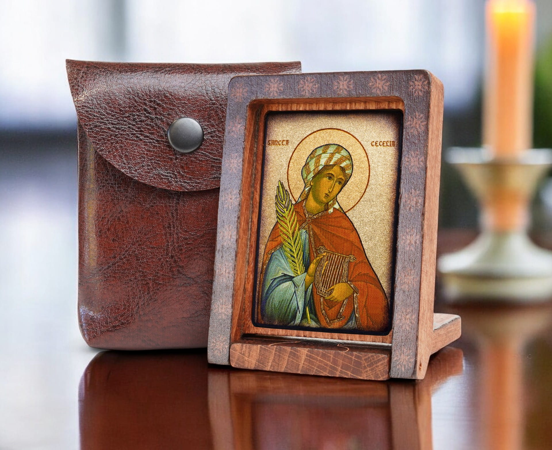 Cecylia-drew-podróżna-bok-+-etui-Photoroom.jpg