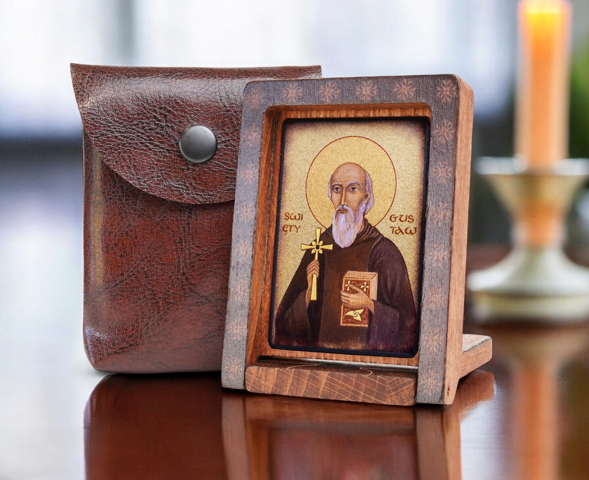 Gustaw-drew-podróżna-bok-+-etui-Photoroom.jpg