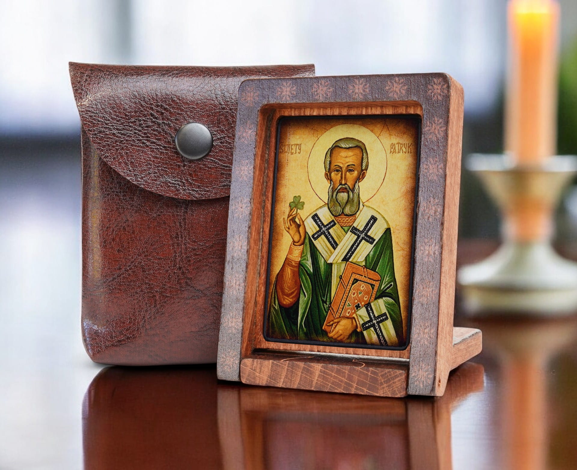 Pat-drew-podróżna-bok-+-etui-Photoroom.jpg