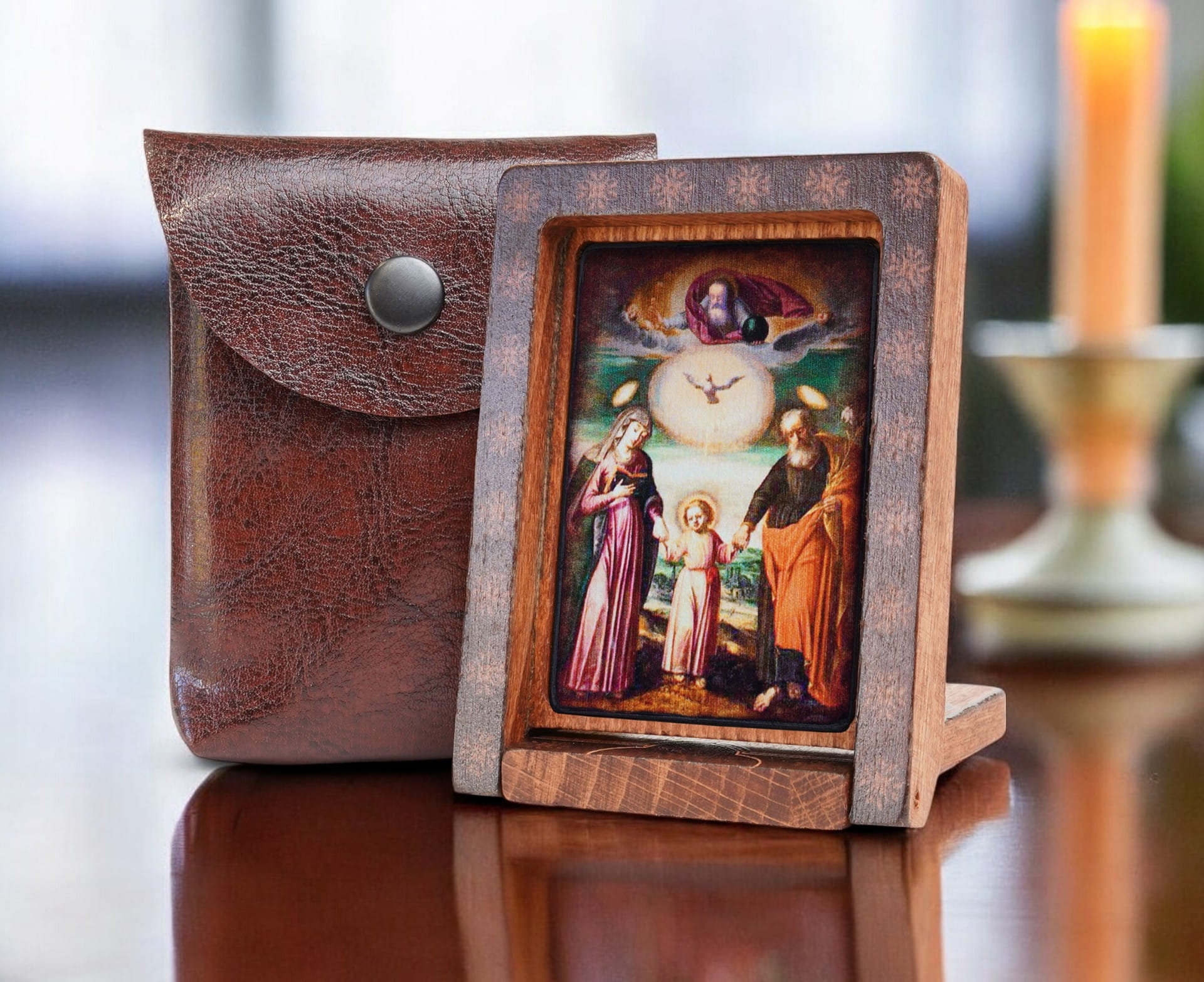 Rodzina-Kaliska-drew-podróżna-bok-+-etui-Photoroom.jpg