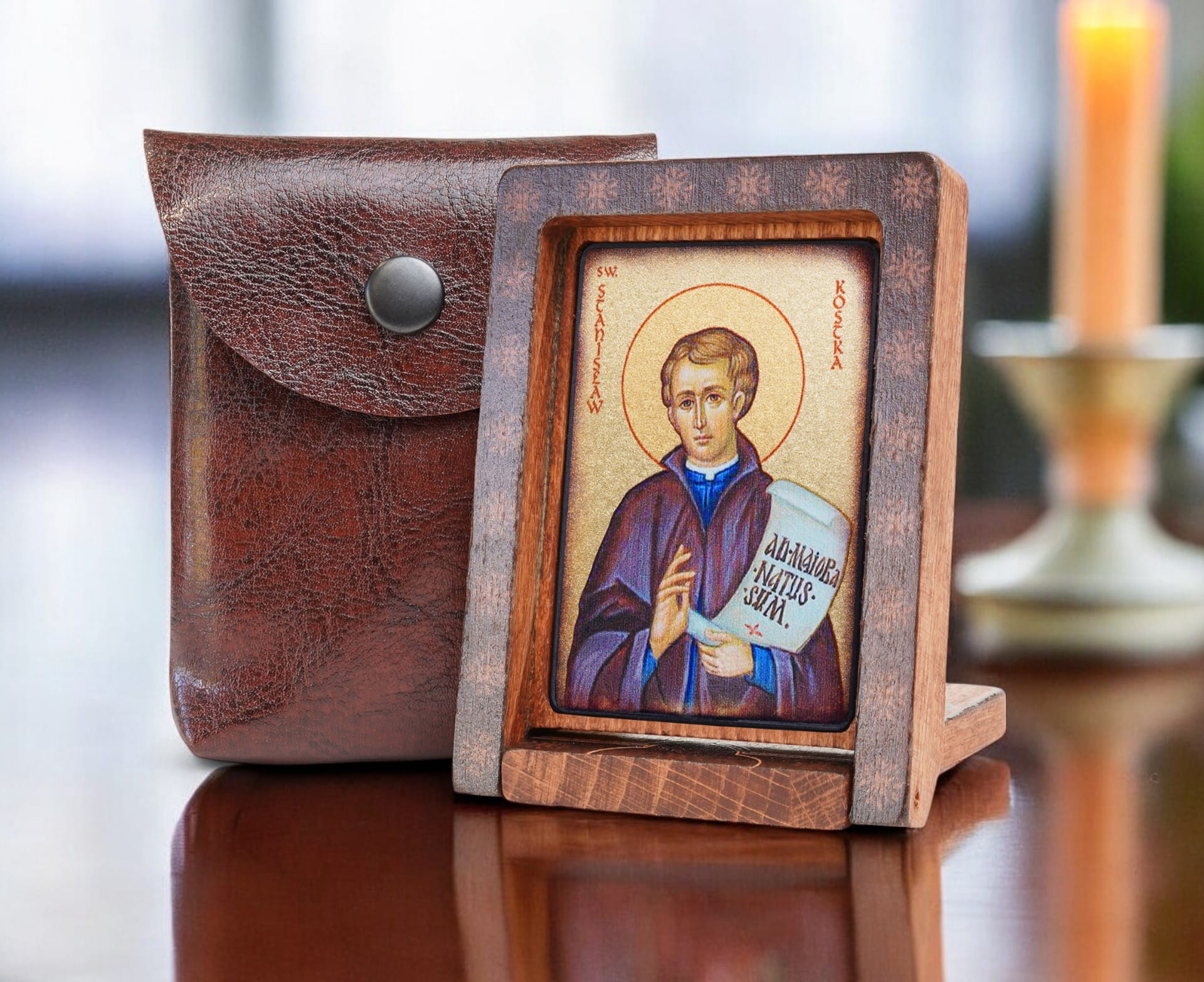 Stanisław-drew-podróżna-bok-+-etui-Photoroom.jpg