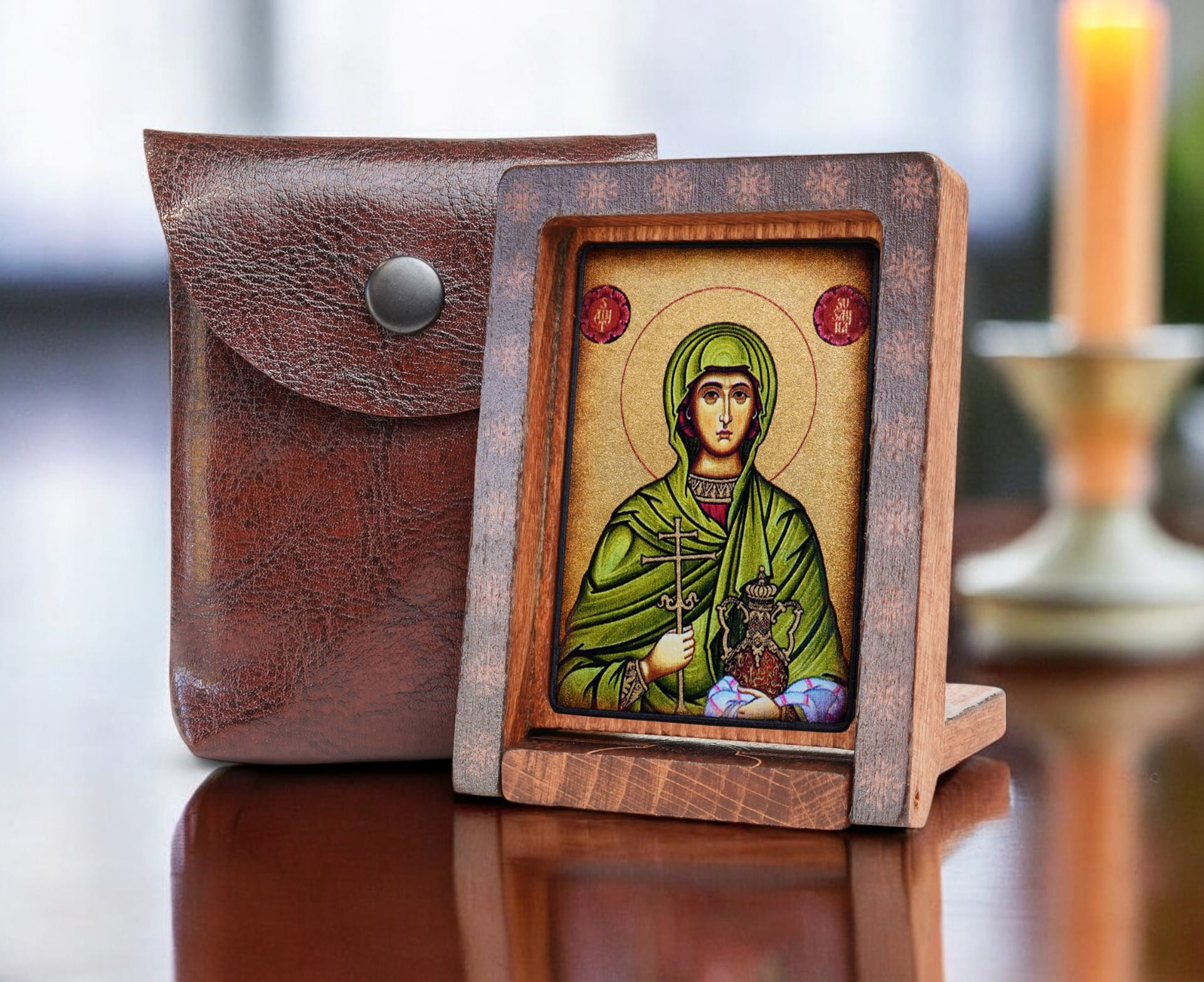 Zuzanna-drew-podróżna-bok-+-etui-Photoroom.jpg