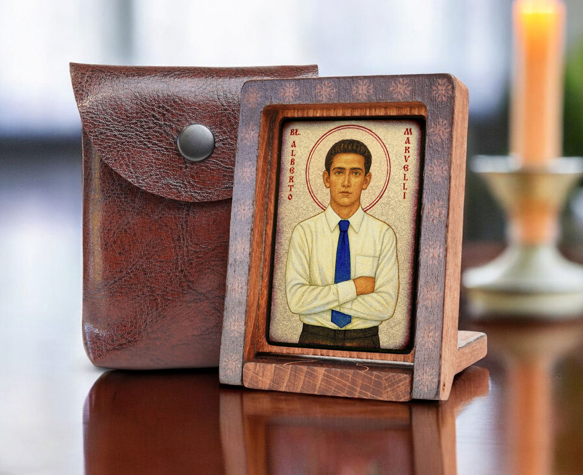 Alberto-drew-podróżna-bok-+-etui-Photoroom.jpg